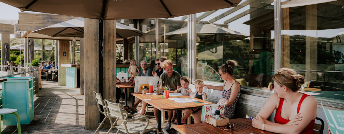 Restaurant and outdoor terrace overlooking the playground