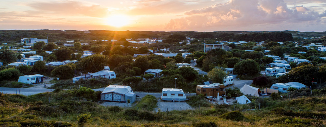 Camping de Lakens, beautifully situated in the dunes of Bloemendaal at sea